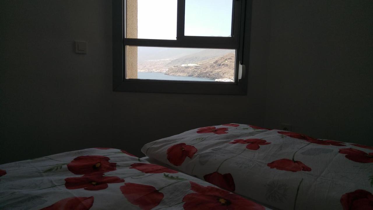 Room With Private Bathroom And Sea View, 50 M Del Mar Radazul Bagian luar foto